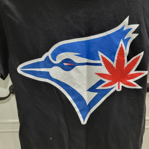 BlueJays tshirt size small - Picture 2 of 5